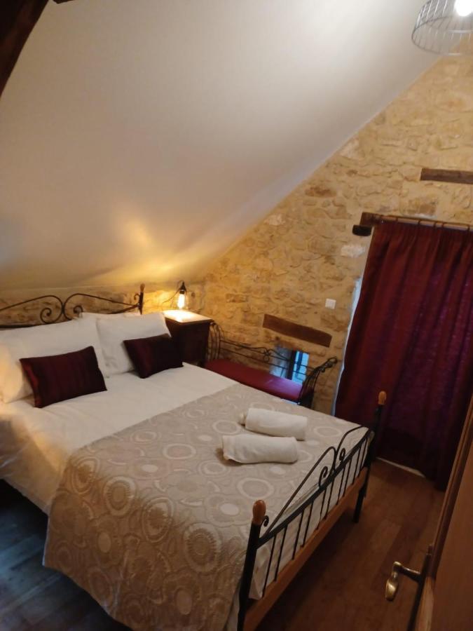 Gites Le Clos De Veyrignac Εξωτερικό φωτογραφία